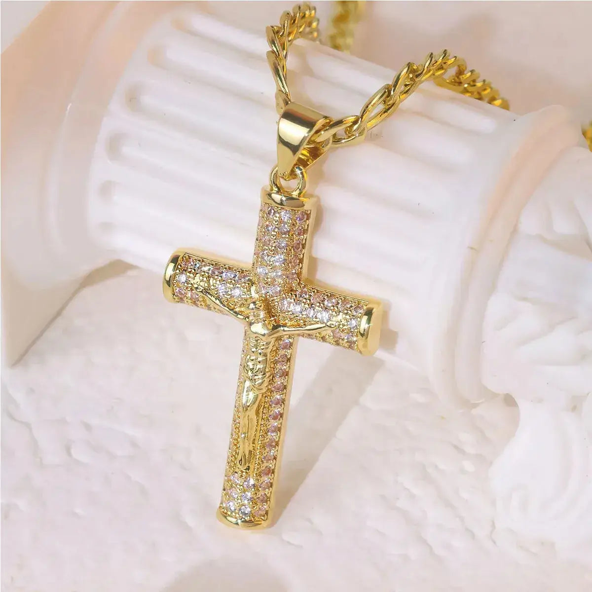 Cadena 14k Con Dije De Cruz De Jesus